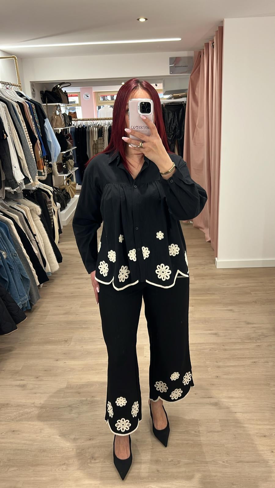 Ensemble élégant a fleur