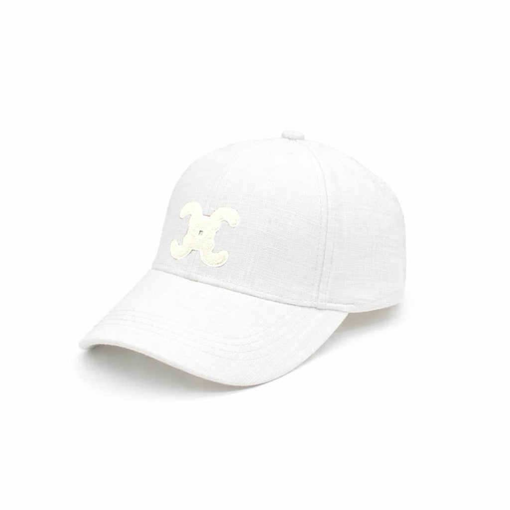 Casquette avec logo brodé