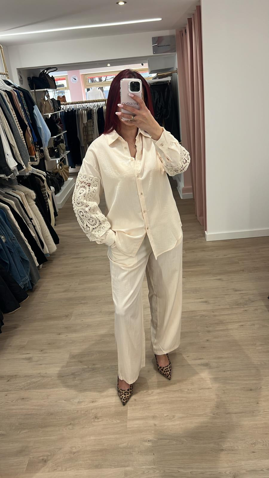 Ensemble beige dentelle