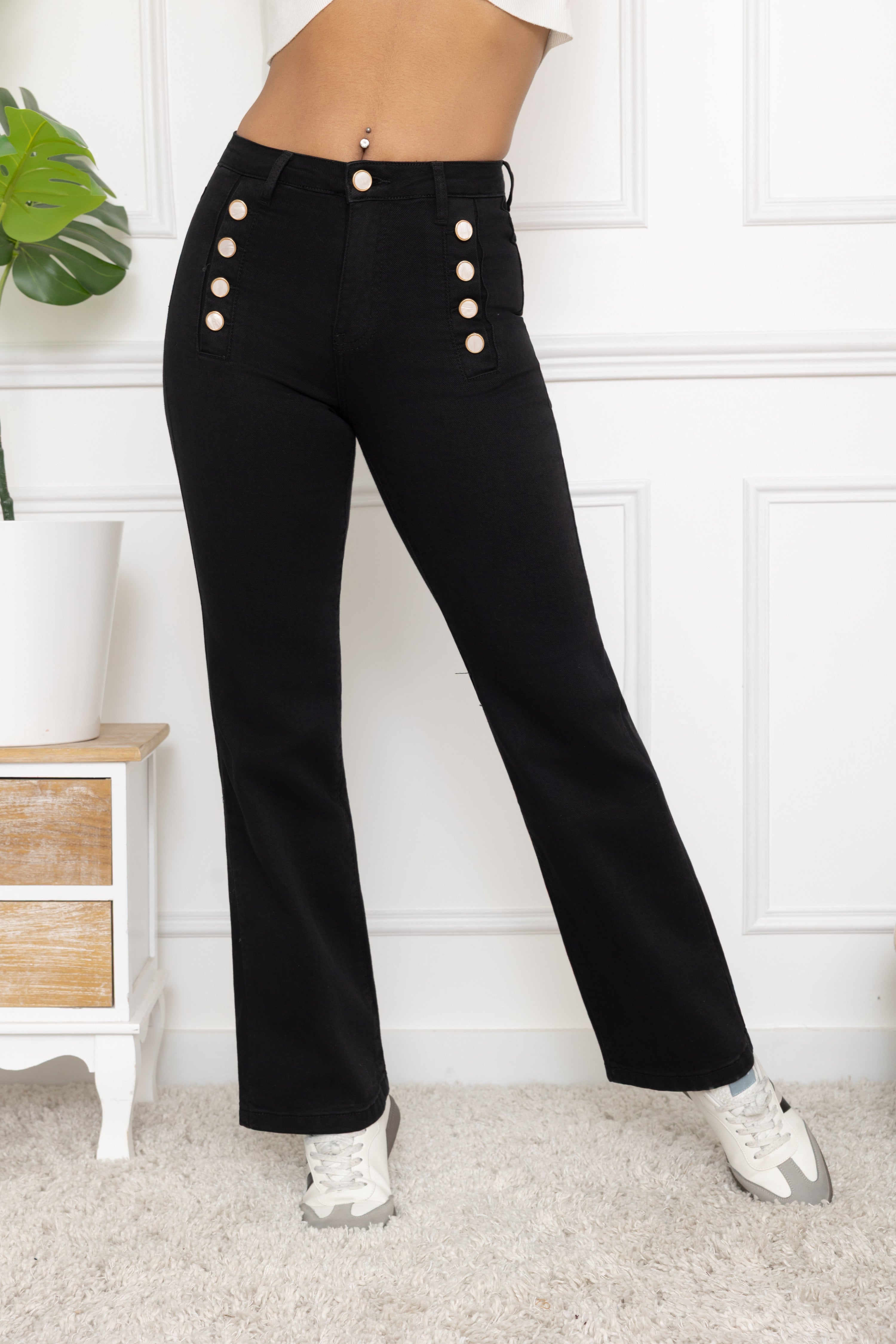 Jean bouton élégant